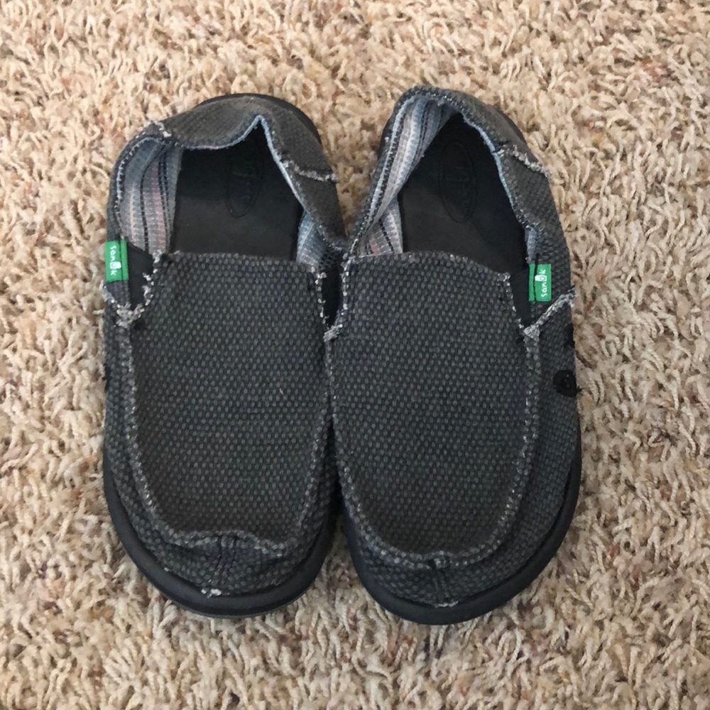 Boys Sanuks black gray 4